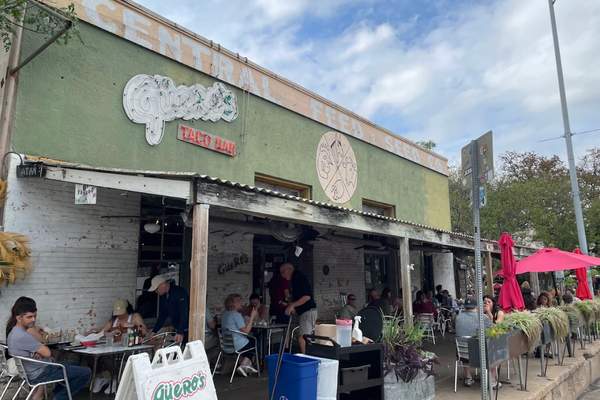 Güero’s Taco Bar